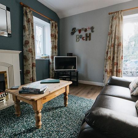 Gwynant Bach - Cosy 2 Bed Bungalow Cottage In Snowdonia National Park, Conwy, North Wales Exterior foto